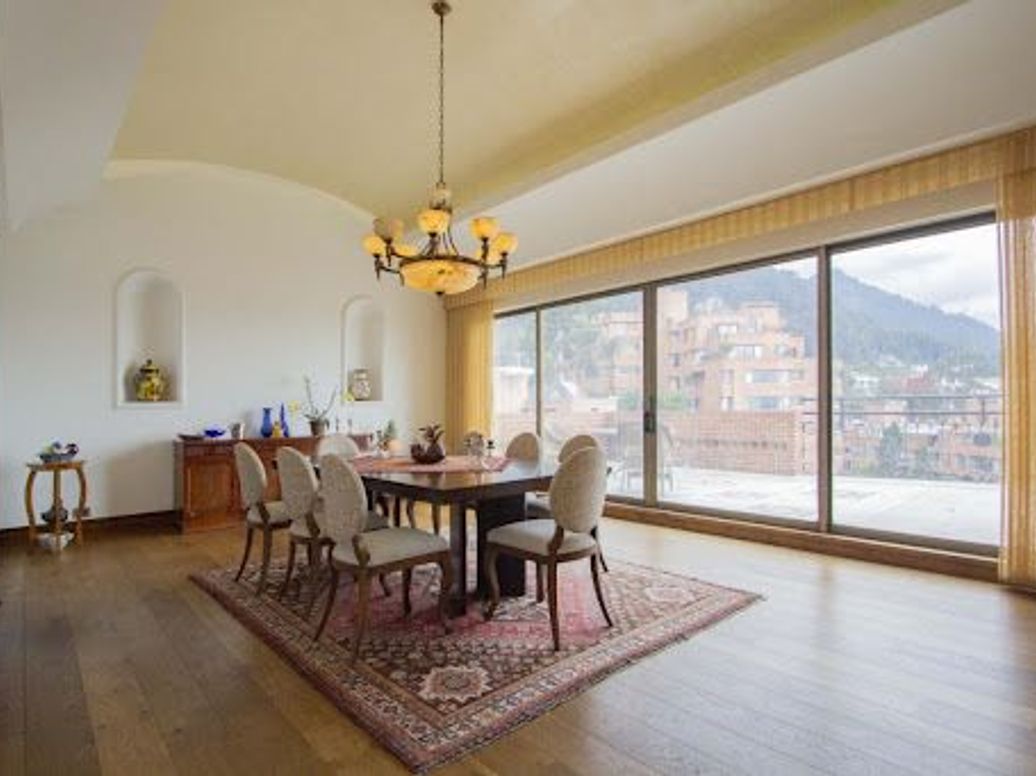 Apartamento de 3 alcobas en venta en Los Rosales, Bogotá, 385 m² · foto 8 de 20