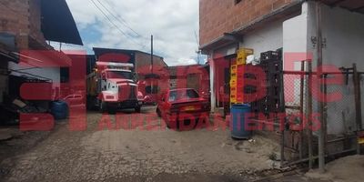 INMUEBLE SUJETO A VERIFICACIÓN DE DISPONIBILIDAD,
LA PROPIEDAD CUENTA CON 2 DIVISIONES, 1 BAÑO, PISO EN CEMENTO 