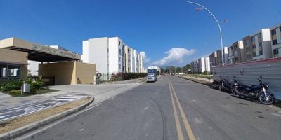 Apartamento en venta,  ubicado en zona de desarrollo de la Ciudad, sobre la Vía Picaleña, en el sector encontramos: Metropolitana, Casa de la moneda, Restaurantes, Panaderías, transitan las siguientes rutas: 19, 6, cómodas vías de acceso. El inmueble se encuentra distribuido así: Sala comedor, dos habitaciones, cocina, baño, zona de ropas. El conjunto cuenta con zonas comunes: Piscina, parque infantil, salón social, parque biosaludable, zona BBQ, vigilancia las 24 horas, parqueadero comunal. El valor de la administración $95.000