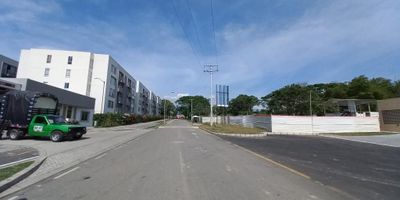 Apartamento en venta, ubicado en zona de desarrollo de la ciudad, sobre la vía Picaleña, en el sector encontramos: Metropolitana, Casa de la moneda, Restaurantes, Panaderías, transitan las siguientes rutas: 19, 6, cómodas vías de acceso. El inmueble se encuentra distribuido así: Sala comedor, balcón, tres habitaciones closet, la principal con baño, cocina integral, baño social, zona de ropas. El conjunto cuenta con zonas comunes: Piscina, parque infantil, salón social, parque biosaludable, parqueadero comunal, vigilancia las 24 horas.