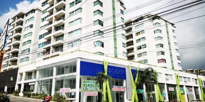 Apartamento en venta conjunto cerrado ubicado sobre pedro tafur, cerca de droguerías, ferreterías, restaurantes, supermercados Makro, Justo y Bueno, D1, Éxito de la 80, Homecenter, por el sector transitan las siguientes rutas: 43, 18, 14, 90 cómodas vías de acceso. El inmueble se encuentra distribuido: Sala comedor, tres habitaciones con closet, la principal con baño, cocina integral, zona de ropas, baño, parqueadero cubierto, deposito. El conjunto cuenta: Gimnasio, sauna, piscina, baños, salón social, vigilancia 24 horas.