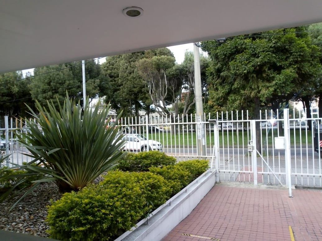 Casa de 7 alcobas en arriendo en Pasadena, Bogotá, 550 m² · foto 4 de 18
