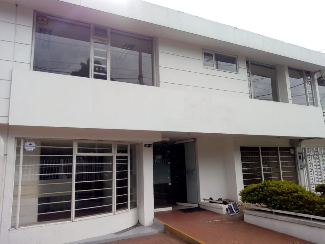 Casa de 7 alcobas en arriendo en Pasadena, Bogotá, 550 m² · foto 2 de 18