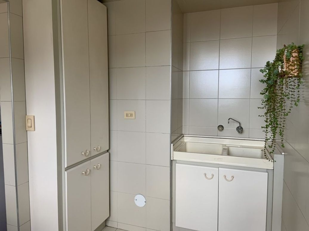 Apartamento de 4 alcobas en venta en El Refugio, Bogotá, 275 m² · foto 15 de 20