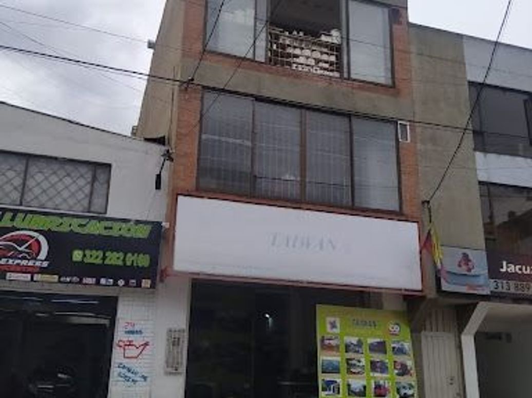 Casa de 4 alcobas en venta en 12 De Octubre, Bogotá, 532 m² · foto 13 de 16