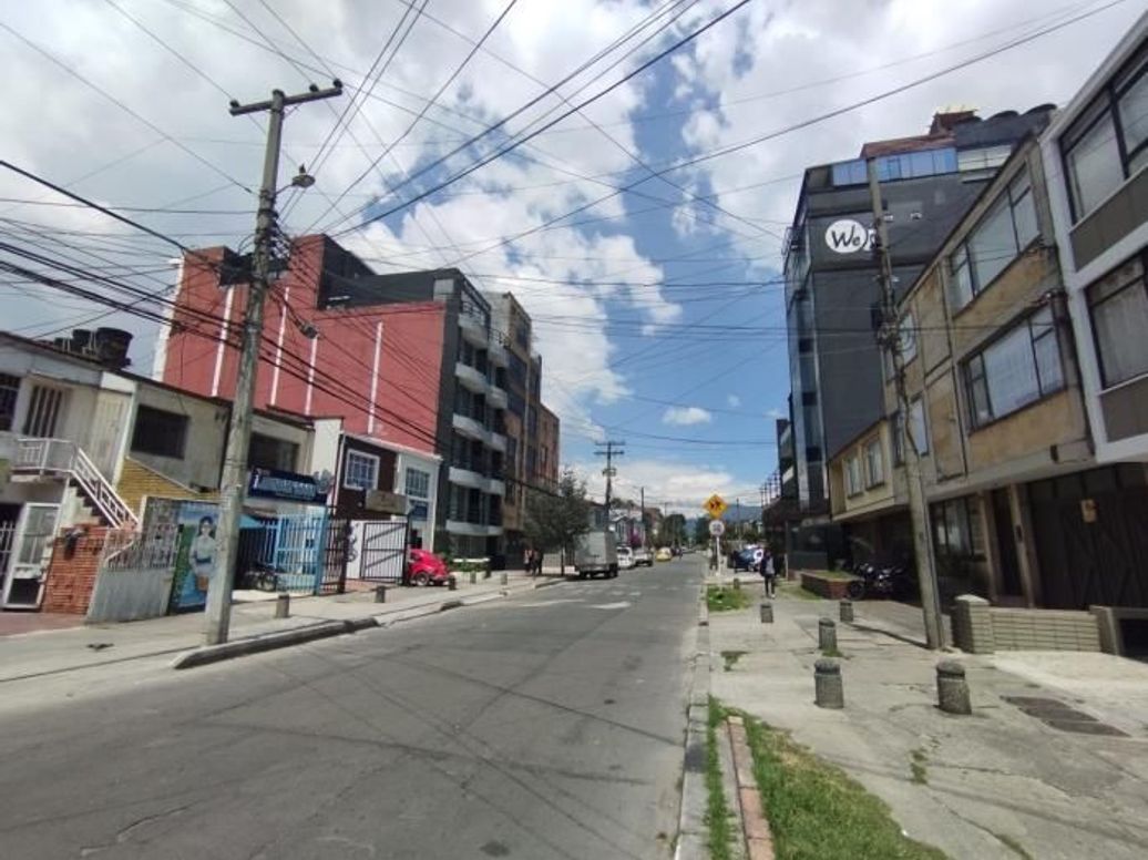 Casa de 17 alcobas en venta en El Recuerdo, Bogotá, 432 m² · foto 20 de 20