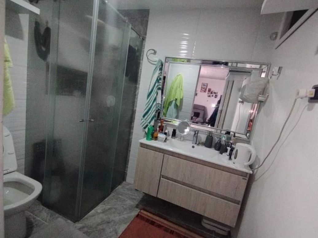 Casa de 17 alcobas en venta en El Recuerdo, Bogotá, 432 m² · foto 8 de 20