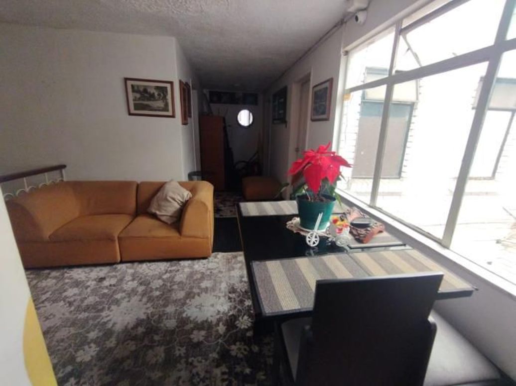 Casa de 17 alcobas en venta en El Recuerdo, Bogotá, 432 m² · foto 10 de 20