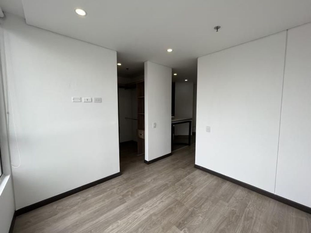 Apartamento de 1 alcoba en venta en Chapinero Central, Bogotá, 30 m² · foto 4 de 13