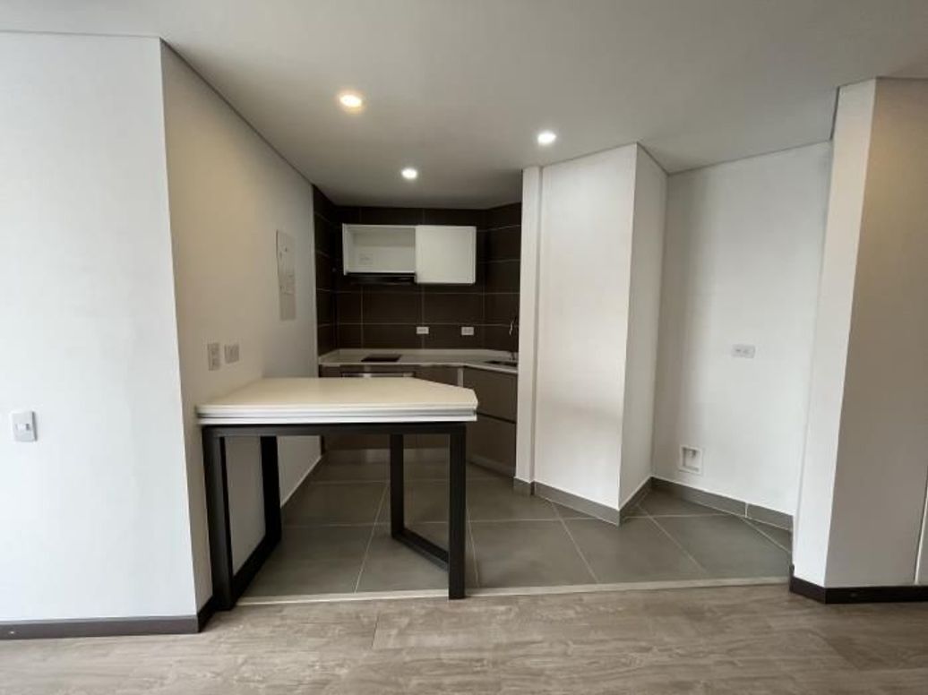 Apartamento de 1 alcoba en venta en Chapinero Central, Bogotá, 30 m² · foto 6 de 13