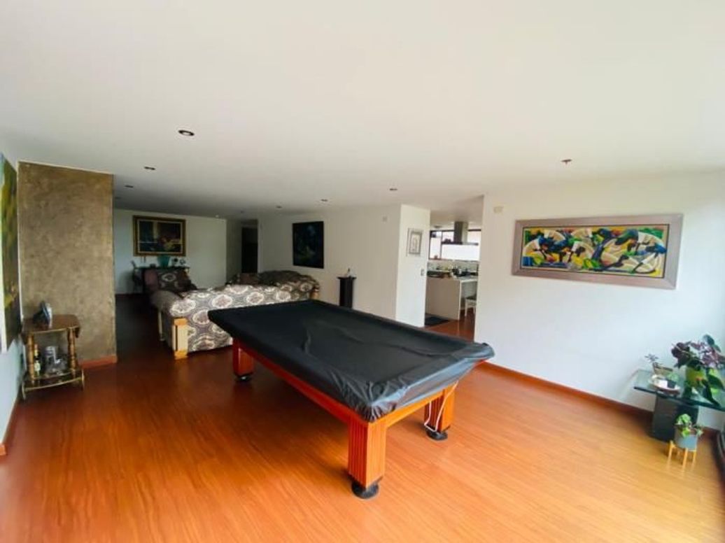 Apartamento de 4 alcobas en venta en Chicó Alto, Bogotá, 333 m² · foto 16 de 20