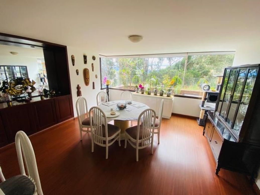 Apartamento de 4 alcobas en venta en Chicó Alto, Bogotá, 333 m² · foto 8 de 20