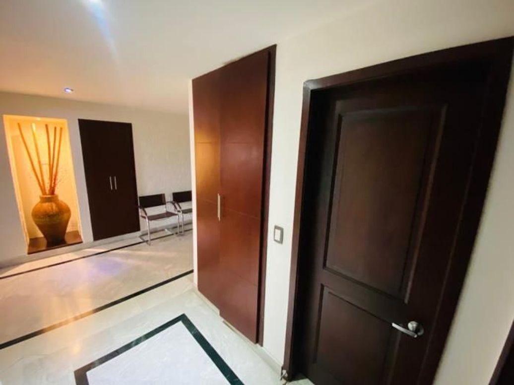 Apartamento de 4 alcobas en venta en Chicó Alto, Bogotá, 333 m² · foto 3 de 20