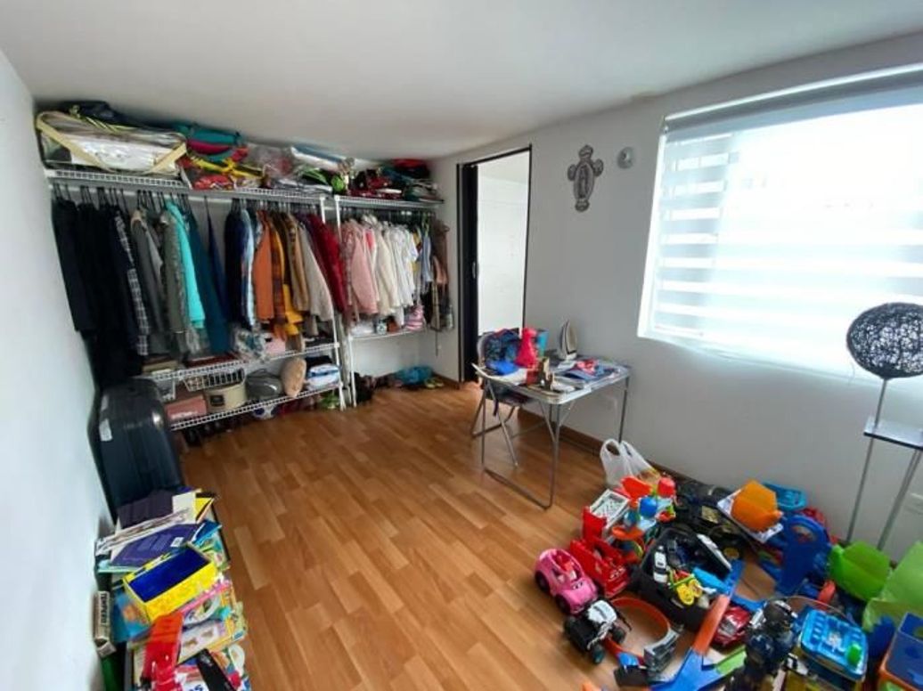 Casa de 6 alcobas en venta en Polo Club, Bogotá, 360 m² · foto 14 de 20