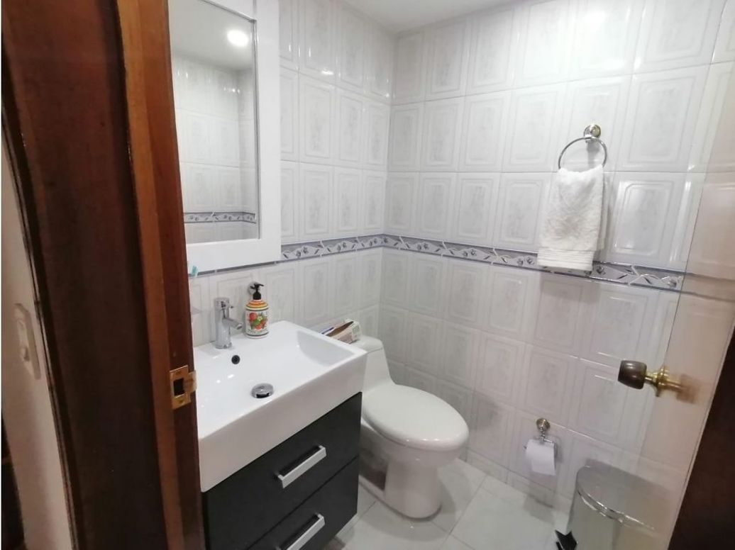 Apartamento de 3 alcobas en venta en El Batán, Bogotá, 170 m² · foto 18 de 20