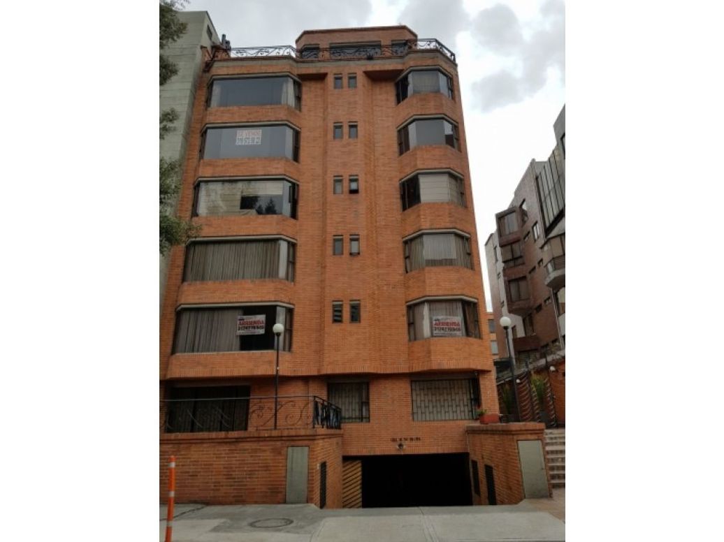 Apartamento de 4 alcobas en arriendo en Chicó Norte, Bogotá, 270 m² · foto 6 de 20
