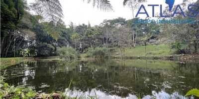 GRUPO INMOBILIARIO ATLAS // VENDE CASA CAMPESTRE // MESA DE LOS SANTOS

AREA TERRENO 2.5 HECTAREAS

AREA CASA: 300 MTS2


✅ 5 Habitaciones
✅ 3 Baños
✅ Cocina integral  
✅ Kiosko
✅ Lago de 200 metros cuadrado 
✅ Sistema de recolección de aguas lluvia  
✅ Star TV
✅ Terraza Balcon
✅ Parqueaderos

✅ Estudio
 

AGENDA TU CITA!  301-5948700

 

 
