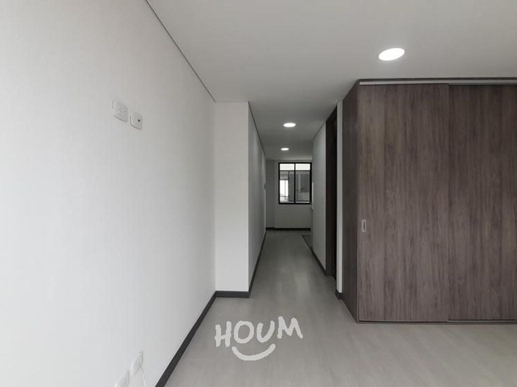 Apartamento de 1 alcoba en venta en San Luis, Bogotá, 30 m² · foto 4 de 13