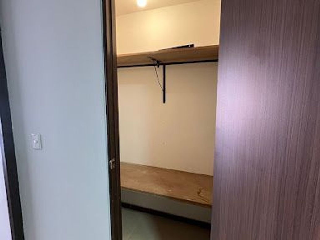 Apartamento de 2 alcobas en venta en Urbanización Castilla Real, Bogotá, 58 m² · foto 18 de 20