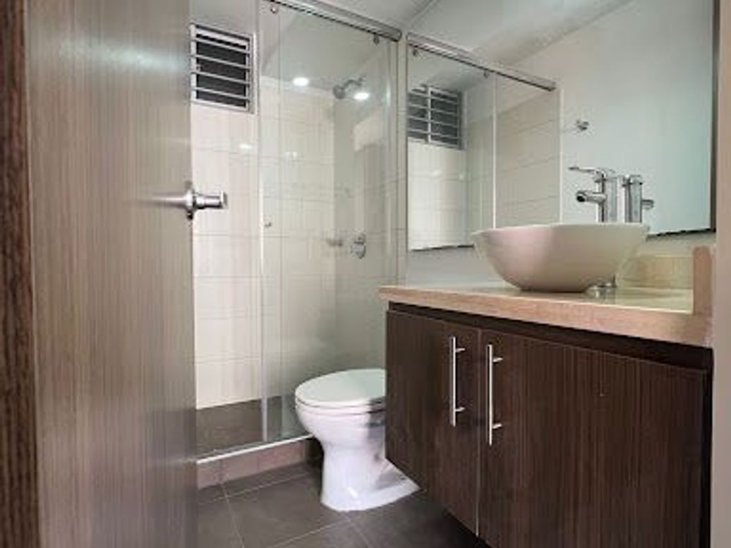 Apartamento de 2 alcobas en venta en Urbanización Castilla Real, Bogotá, 58 m² · foto 17 de 20