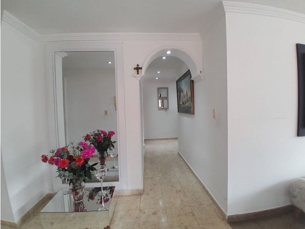 Apartamento de 3 alcobas en venta en Ub. Santa Coloma, Bogotá, 100 m² · foto 12 de 17
