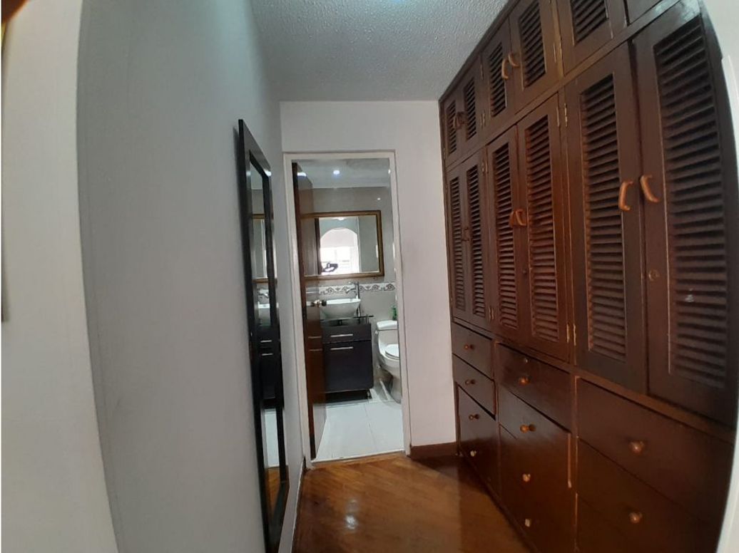 Apartamento de 3 alcobas en venta en Ub. Santa Coloma, Bogotá, 100 m² · foto 15 de 17