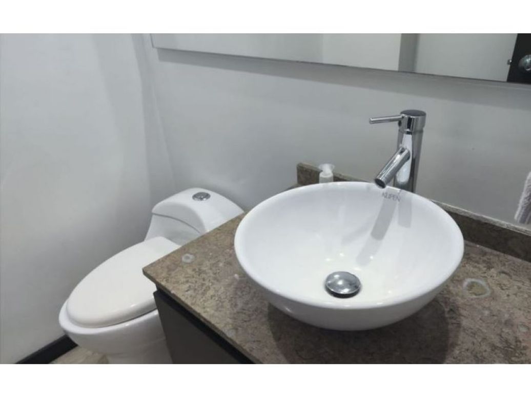 Apartaestudio en venta en Los Lagartos, Bogotá, 58 m² · foto 11 de 15