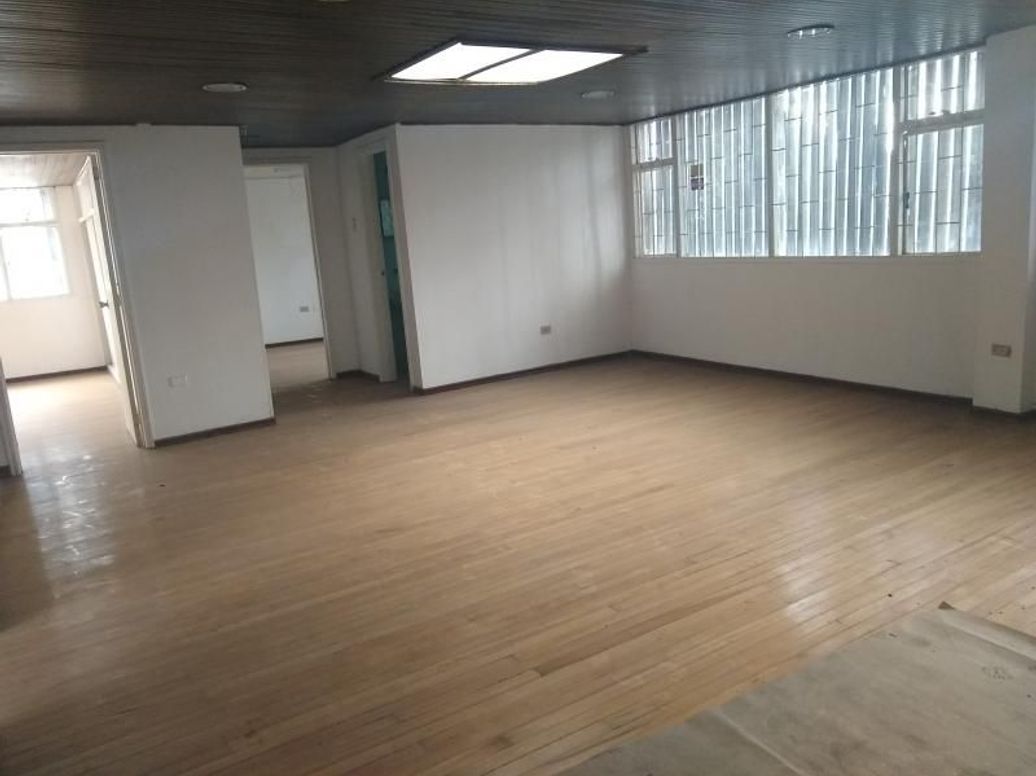 Apartamento de 1 alcoba en venta en Belalcázar, Bogotá, 203 m² · foto 2 de 17