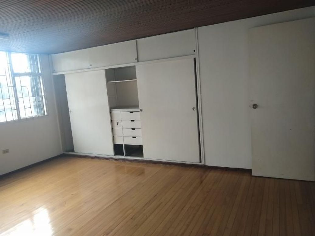 Apartamento de 1 alcoba en venta en Belalcázar, Bogotá, 203 m² · foto 10 de 17