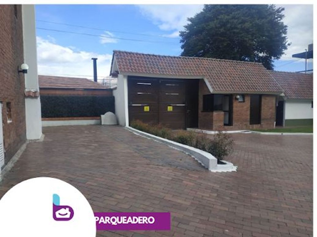 Casa de 6 alcobas en venta en San José De Bavaria, Bogotá, 240 m² · foto 17 de 17