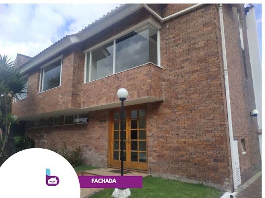 Casa de 6 alcobas en venta en San José De Bavaria, Bogotá, 240 m² · foto 2 de 17