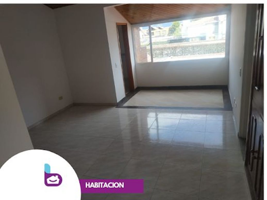 Casa de 6 alcobas en venta en San José De Bavaria, Bogotá, 240 m² · foto 10 de 17