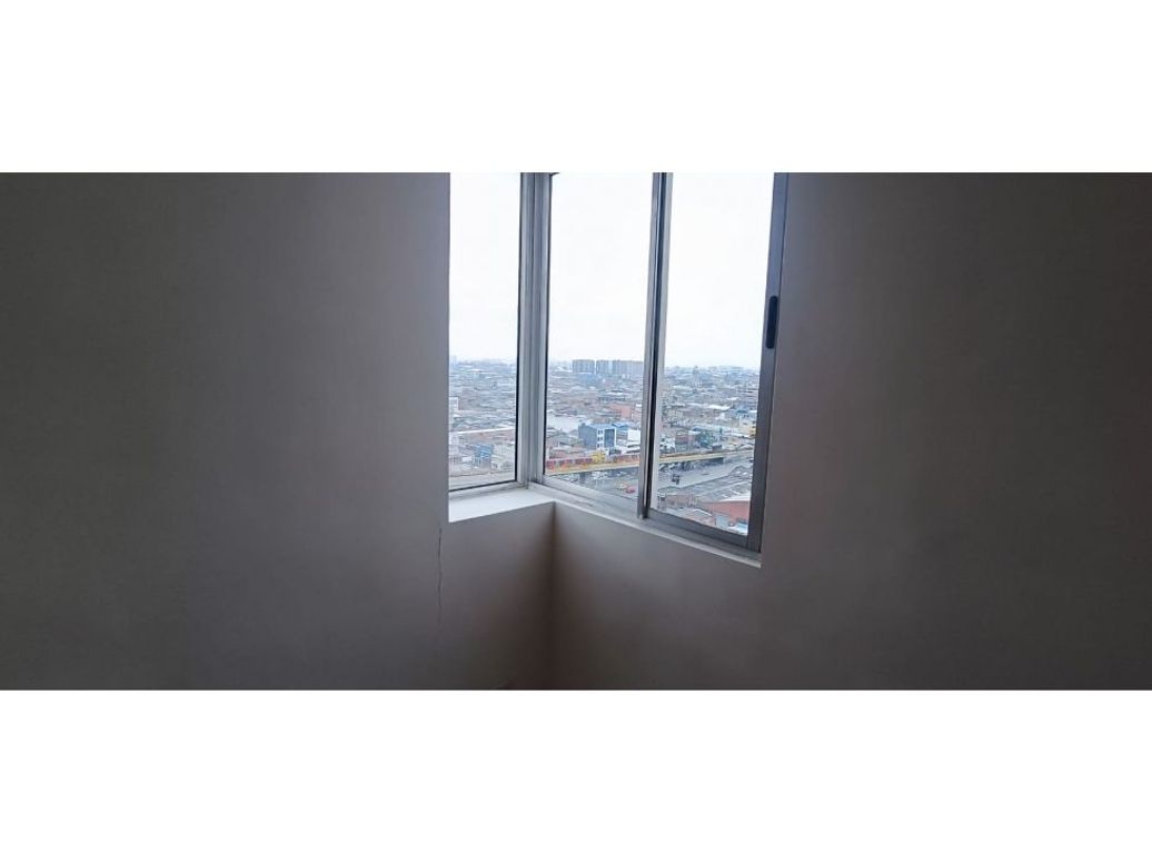Apartaestudio en venta en Ricaurte, Bogotá, 35 m² · foto 3 de 9