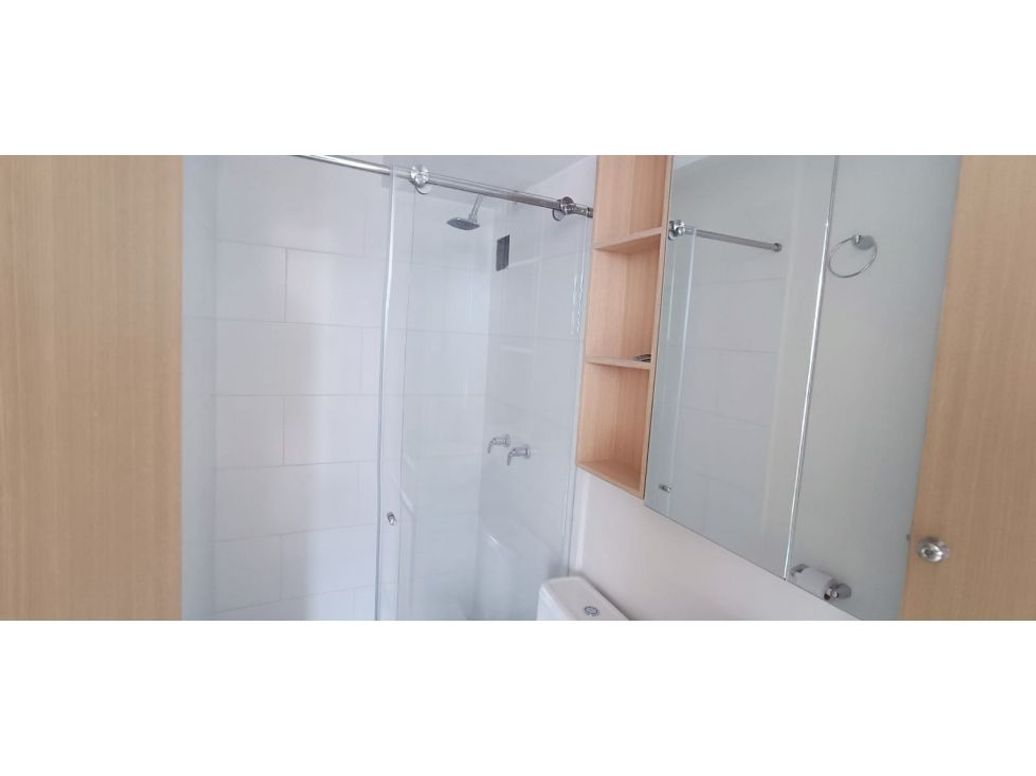 Apartaestudio en venta en Ricaurte, Bogotá, 35 m² · foto 4 de 9
