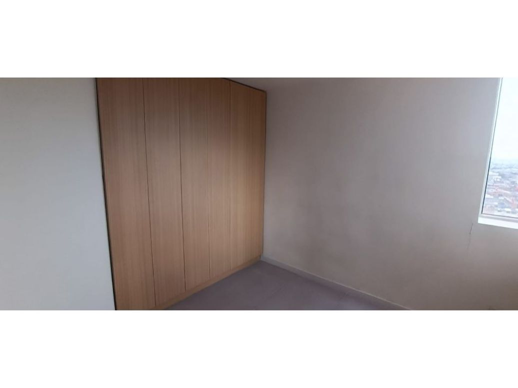 Apartaestudio en venta en Ricaurte, Bogotá, 35 m² · foto 6 de 9