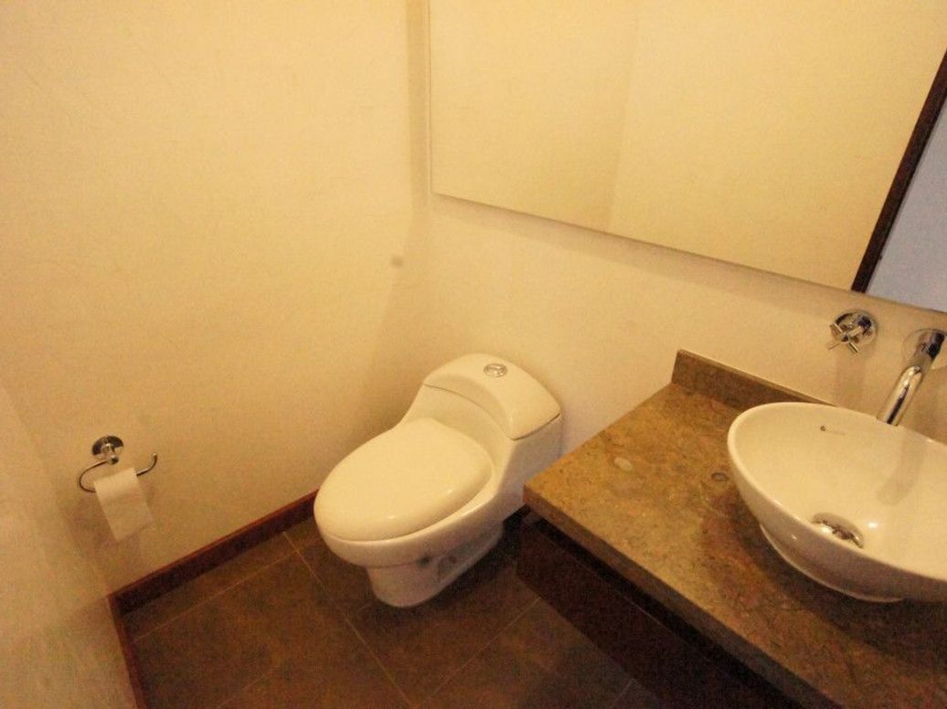 Apartamento de 4 alcobas en venta en Prados De La Calleja, Bogotá, 253 m² · foto 3 de 20