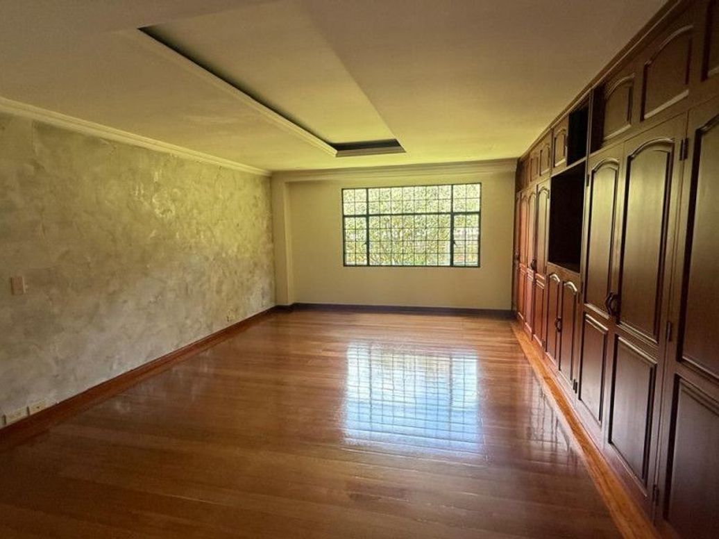 Casa de 3 alcobas en venta en Ub. Cordoba Niza, Bogotá, 228 m² · foto 20 de 20