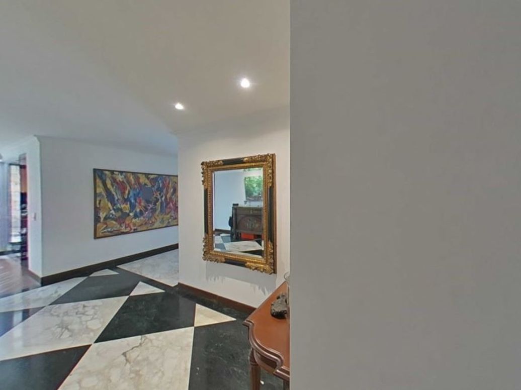 Apartamento de 3 alcobas en venta en El Refugio, Bogotá, 388 m² · foto 7 de 20