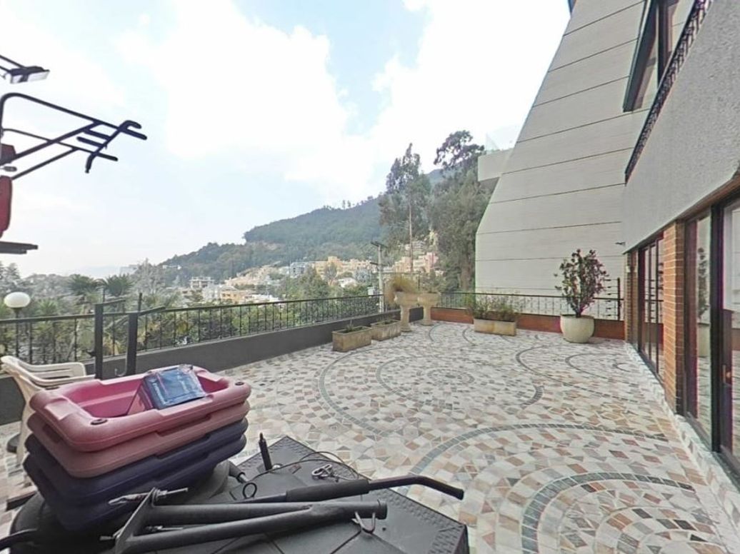 Apartamento de 3 alcobas en venta en El Refugio, Bogotá, 388 m² · foto 19 de 20