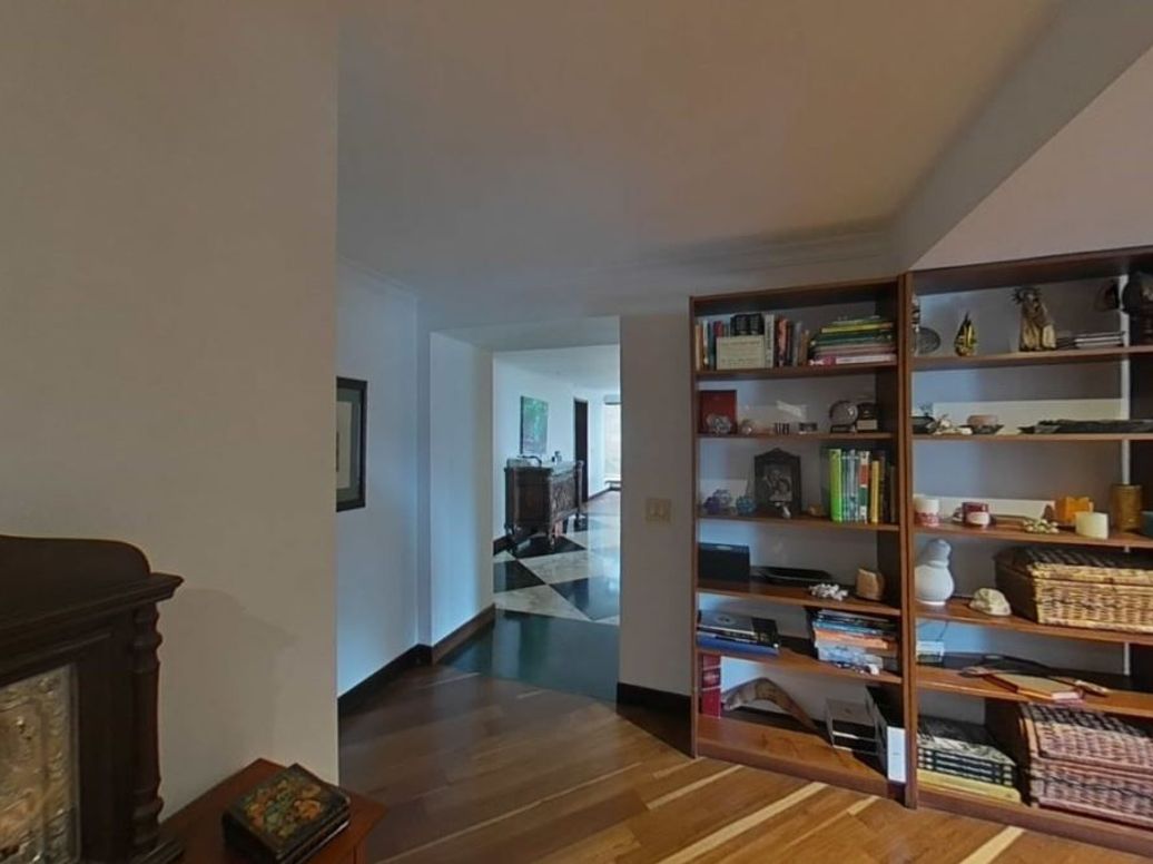 Apartamento de 3 alcobas en venta en El Refugio, Bogotá, 388 m² · foto 15 de 20