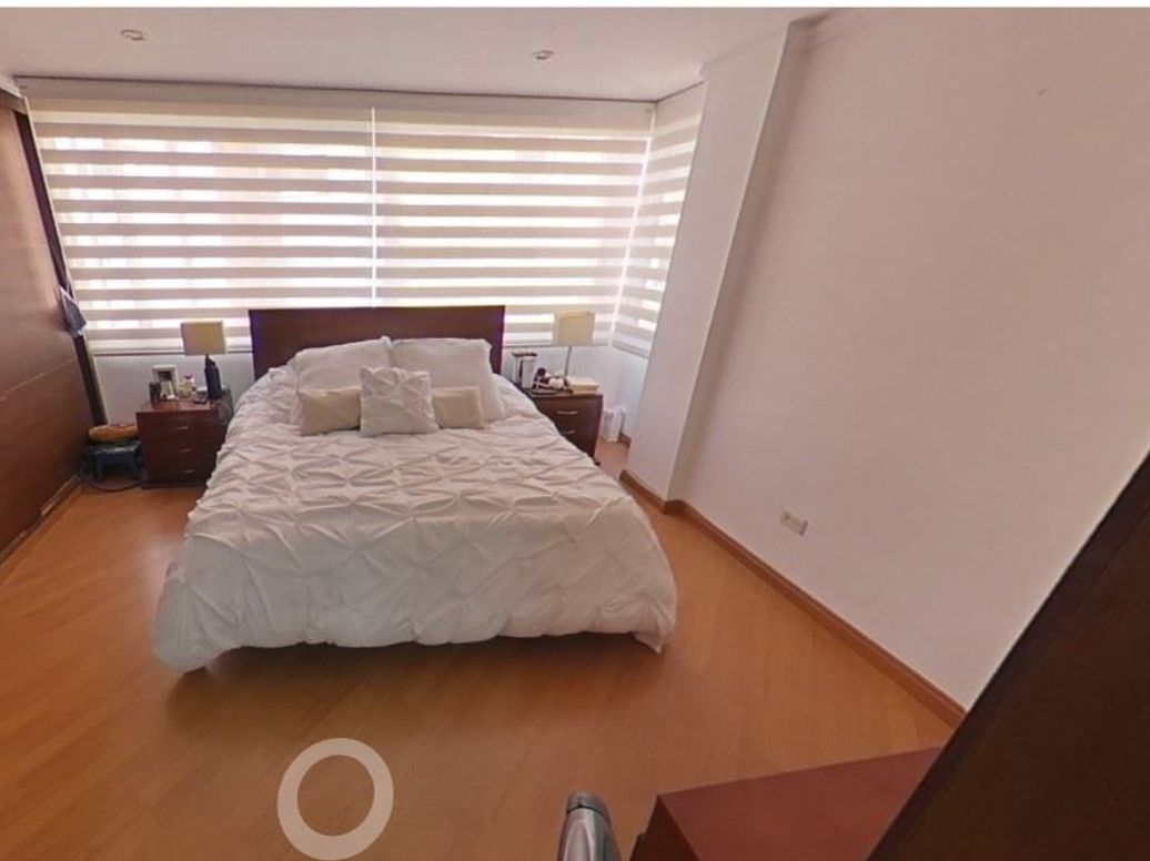 Apartamento de 3 alcobas en venta en El Refugio, Bogotá, 134 m² · foto 13 de 20