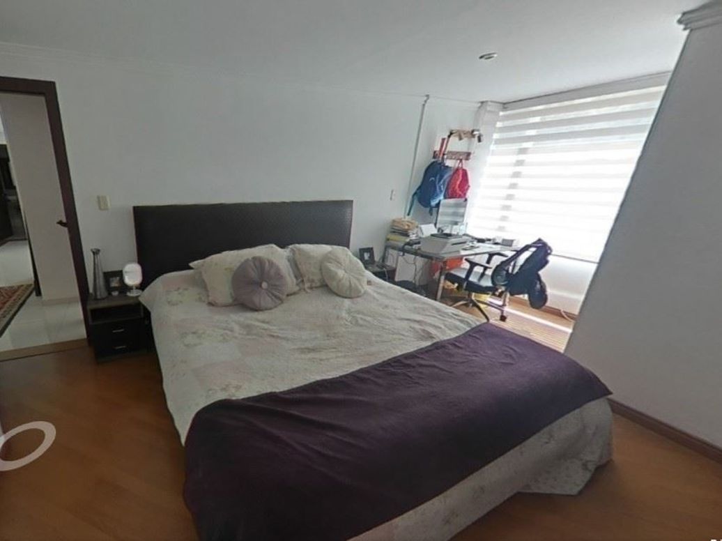 Apartamento de 3 alcobas en venta en El Refugio, Bogotá, 134 m² · foto 9 de 20