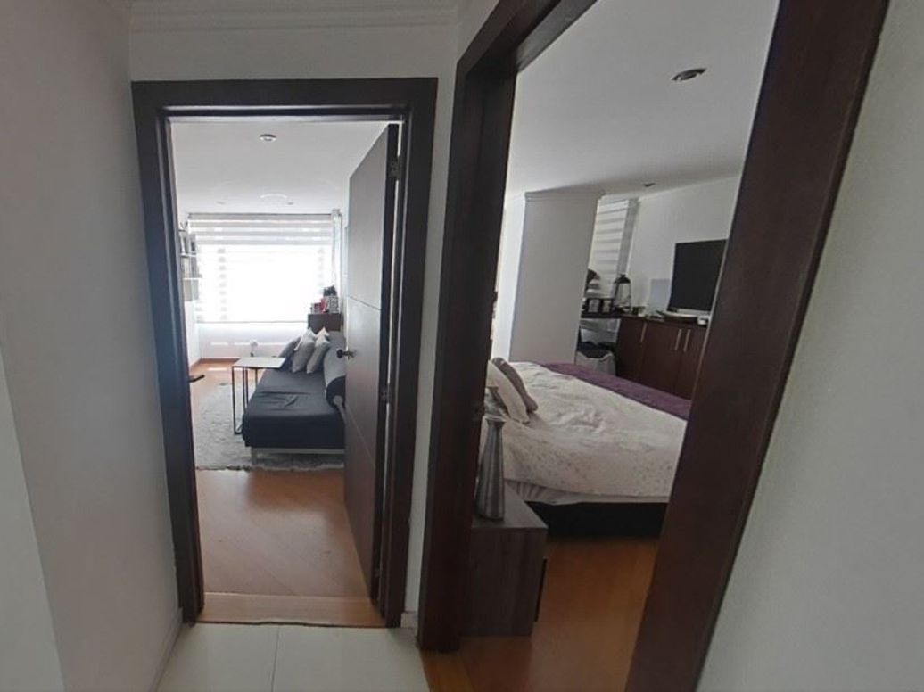 Apartamento de 3 alcobas en venta en El Refugio, Bogotá, 134 m² · foto 11 de 20