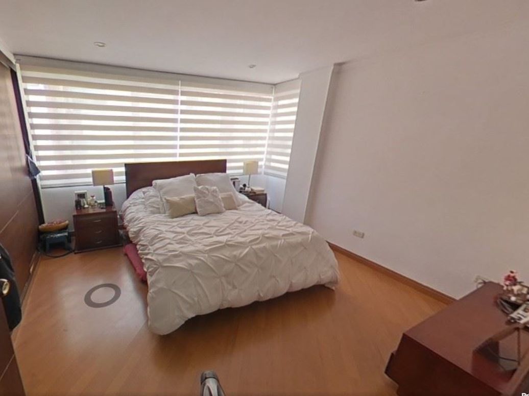 Apartamento de 3 alcobas en venta en El Refugio, Bogotá, 134 m² · foto 17 de 20