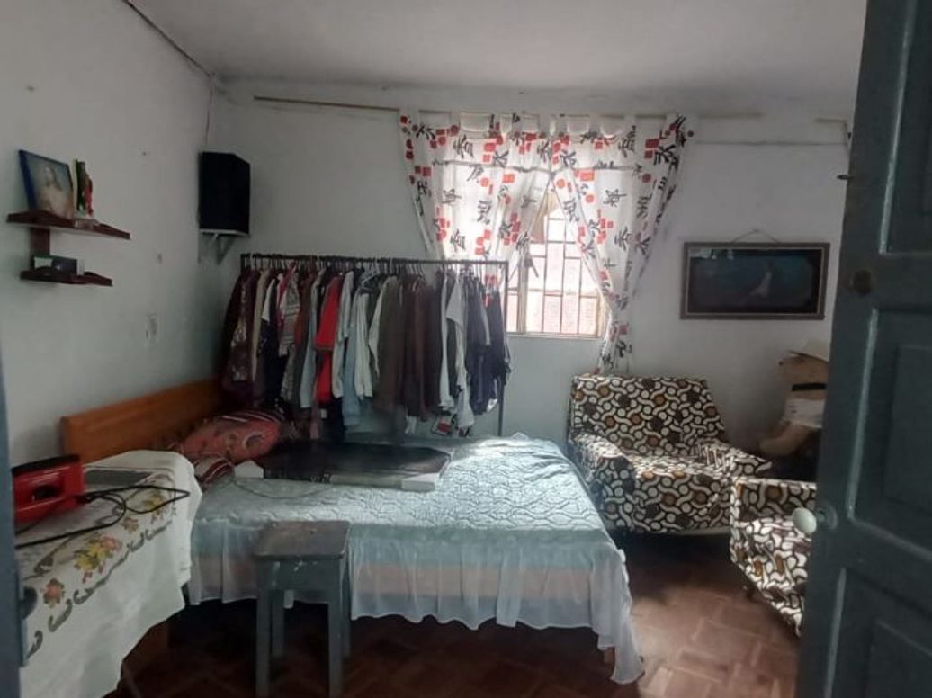 Casa de 3 alcobas en venta en Eduardo Santos, Bogotá, 129 m² · foto 4 de 5