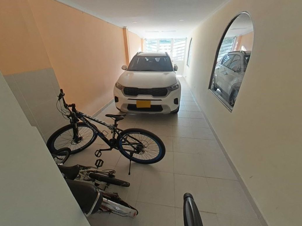 Casa de 10 alcobas en venta en Mandalay Et. Ii, Bogotá, 504 m² · foto 18 de 18