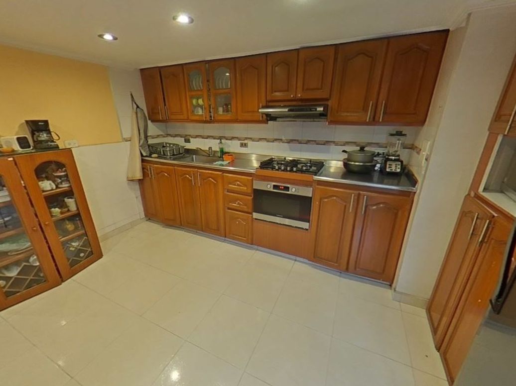 Casa de 10 alcobas en venta en Mandalay Et. Ii, Bogotá, 504 m² · foto 6 de 18