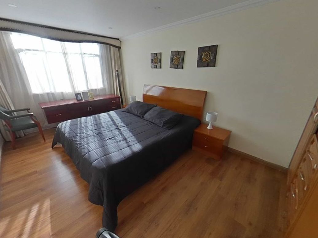 Casa de 10 alcobas en venta en Mandalay Et. Ii, Bogotá, 504 m² · foto 9 de 18