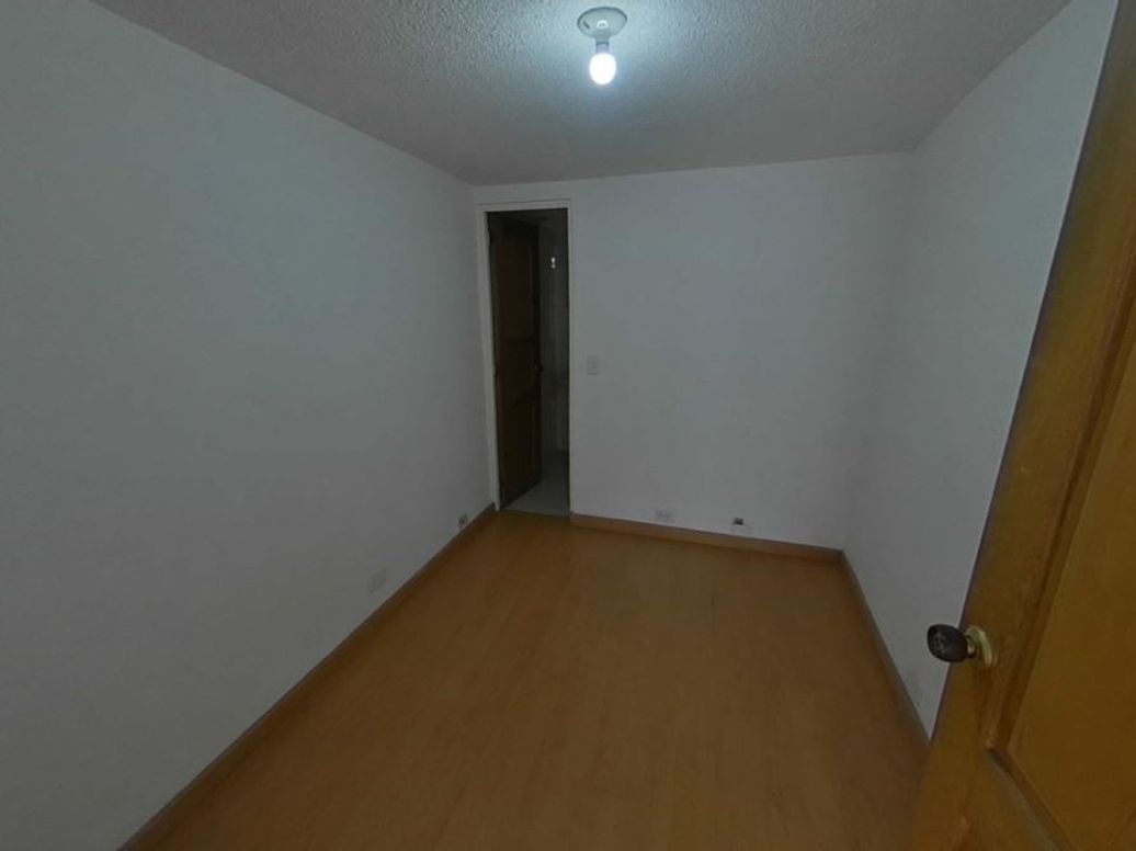 Casa de 6 alcobas en venta en Marsella, Bogotá, 162 m² · foto 11 de 19