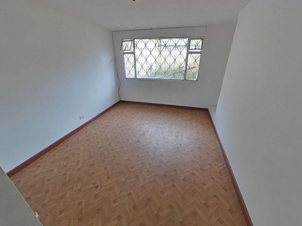 Casa de 6 alcobas en venta en Marsella, Bogotá, 162 m² · foto 13 de 19